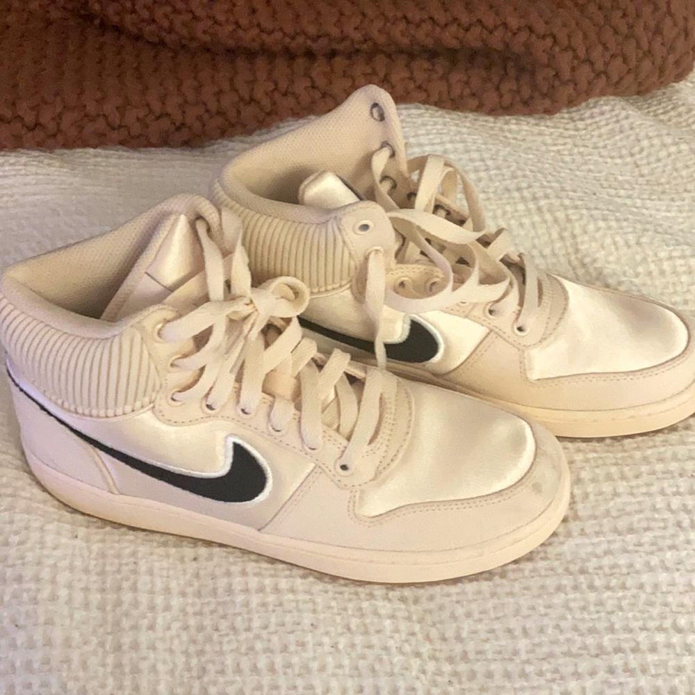 Nike high top satin pink 7.5